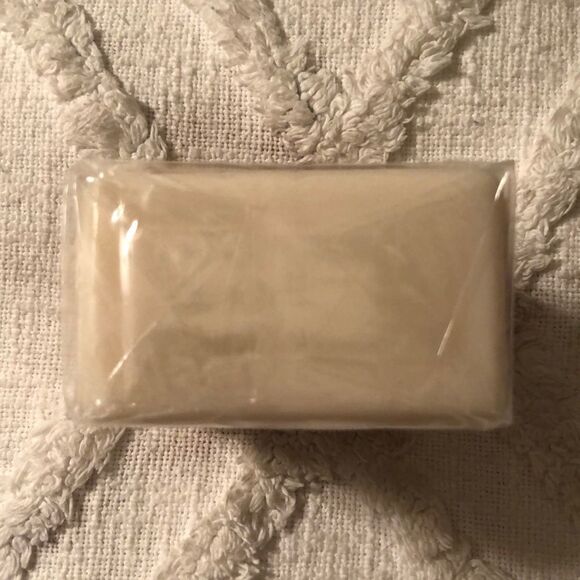 French Milled Oat Milk Shea Butter & Argan Oil Hand & Body Soap set of 4 - Picture 6 of 6